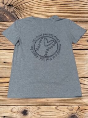 WOMEN'S NO NAME BASEBALL MOM SHIRT